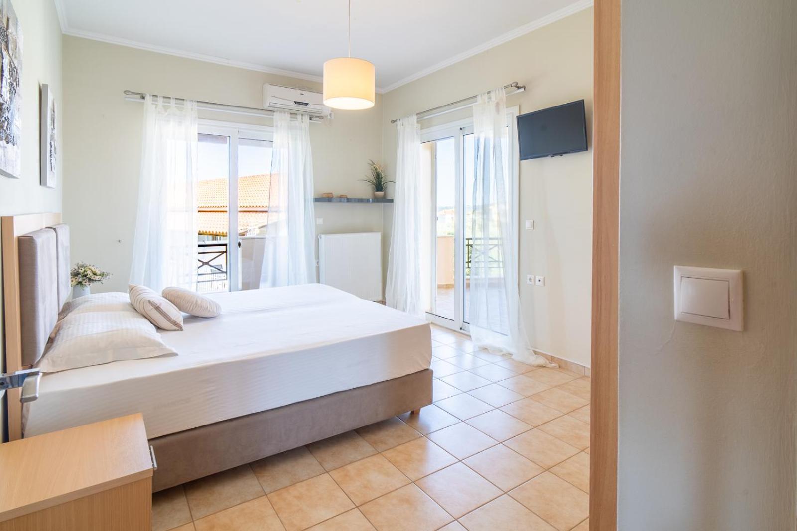 Kondarini - Stunning Sea Views, 290m From The Beach, By Zantewize Villa *